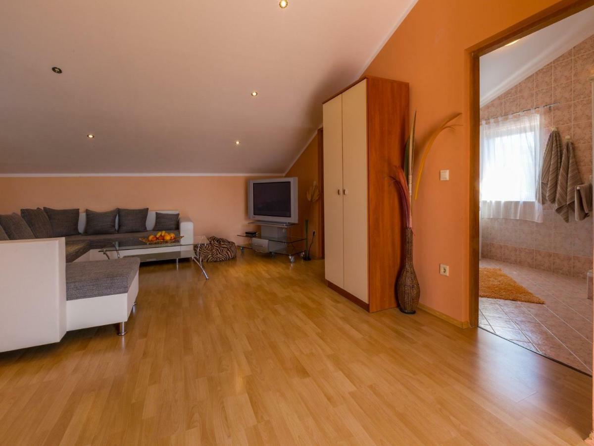 Apartments Alin Dramalj Exterior photo