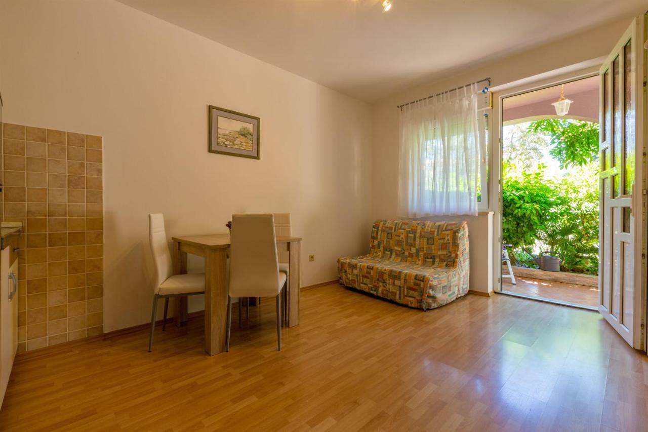 Apartments Alin Dramalj Exterior photo